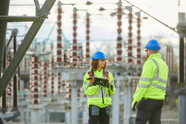 Best 24-Hour Electrician  in Oatfield, OR